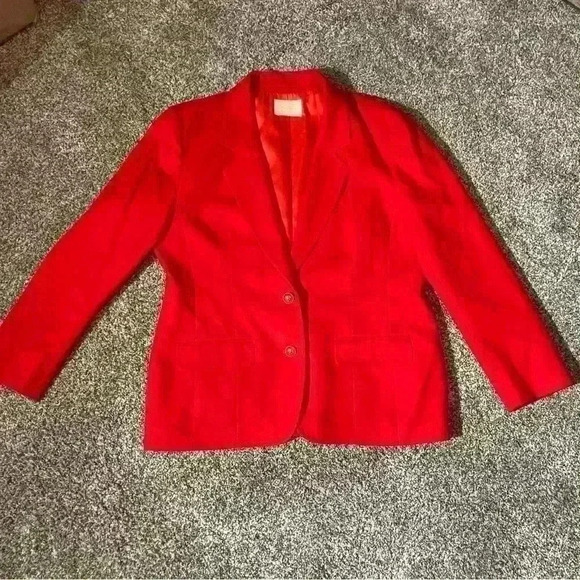 Vintage Pendelton Women's Red Blazer 100% Virgin Wool Size 14 Lined, Buttons - Picture 1 of 16
